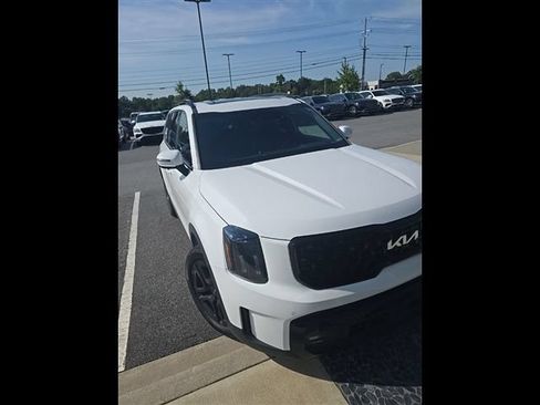 Used 2024 Kia Telluride SX X-Line AWD/4WD image 1
