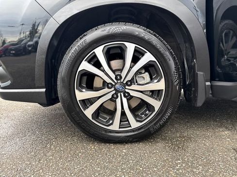 Certified 2023 Subaru Forester Limited image 28