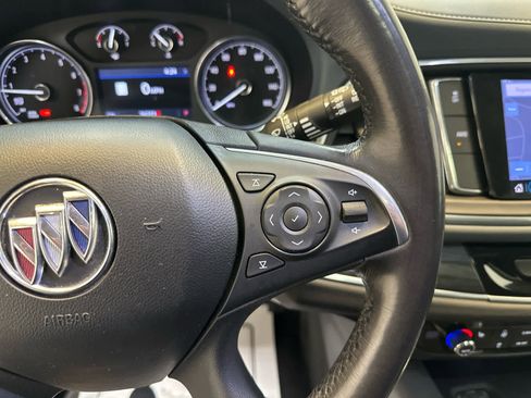 Used 2020 Buick Enclave Essence w/ Sound and Sites Package image 24
