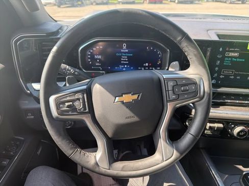 Used 2026 Chevrolet Silverado 1500 LTZ w/ LTZ Premium Package AWD/4WD image 32