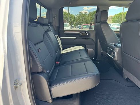 Used 2025 GMC Sierra 2500 Denali w/ Denali Reserve Package AWD/4WD image 28