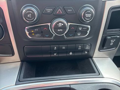 Used 2019 RAM 1500 Big Horn RWD image 33