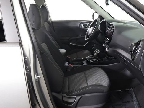 Used 2022 Kia Soul S FWD image 29