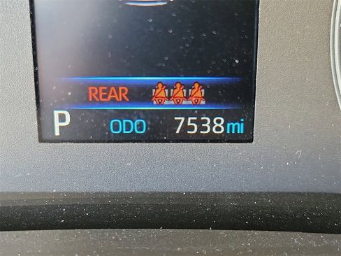 Used 2024 Toyota Corolla LE image 22