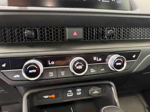 Used 2025 Honda CR-V Sport-L image 14