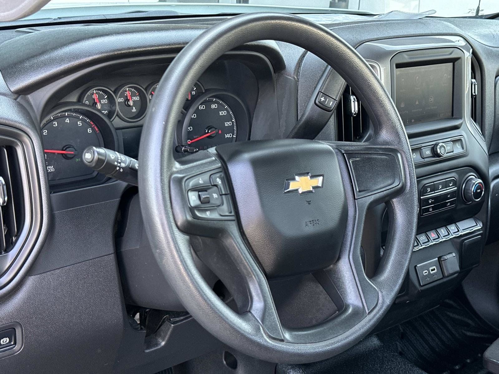 Used 2025 Chevrolet Silverado 1500 W/T RWD image 11