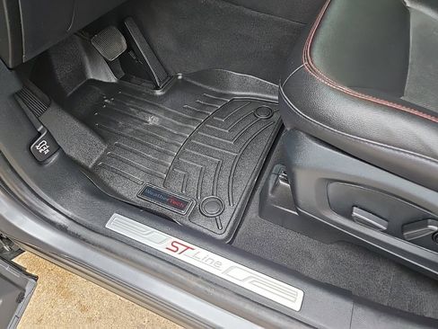 Used 2022 Ford Explorer ST-Line image 35