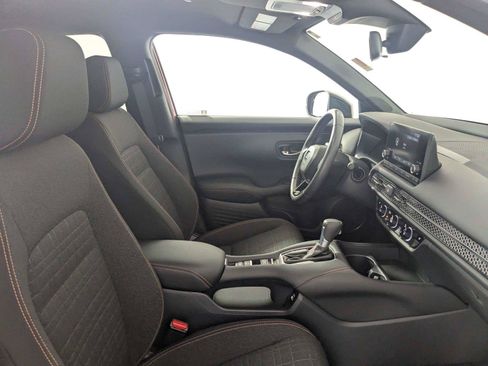 Used 2023 Honda HR-V Sport image 30