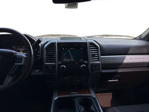 Used 2017 Ford F250 King Ranch w/ FX4 Off-Road Package image 16