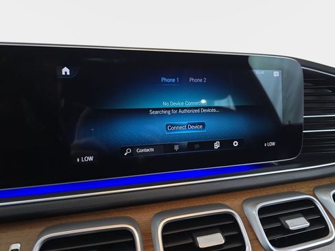 Used 2023 Mercedes-Benz GLS 580 4MATIC image 24