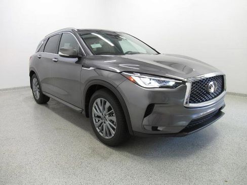 Certified 2025 INFINITI QX50 Luxe image 1