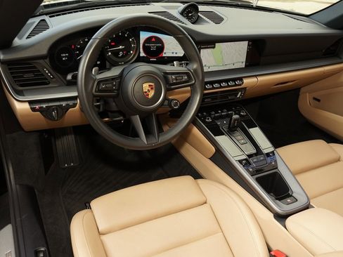 Used 2023 Porsche 911 Targa 4S image 8