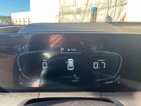 Certified 2025 Kia Telluride EX X-Line AWD/4WD image 22