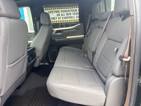 Used 2023 Chevrolet Silverado 1500 LTZ w/ LTZ Convenience Package II AWD/4WD image 40