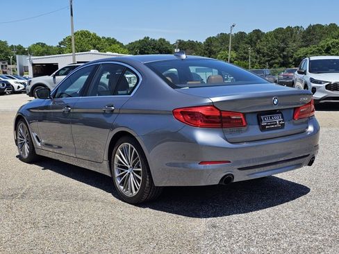 Used 2020 BMW 530i w/ Premium Package RWD image 11