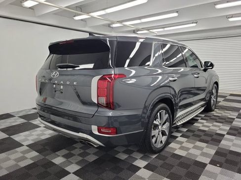Used 2022 Hyundai Palisade Limited FWD image 6
