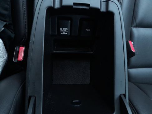 Used 2016 Acura TLX V6 image 25