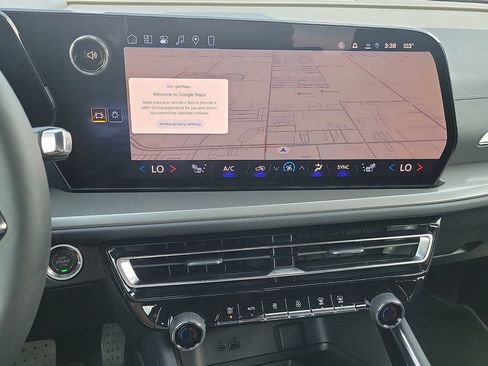 New 2026 Chevrolet Traverse LT w/ Midnight/Sport Edition FWD image 26