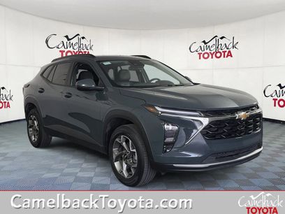 Used 2025 Chevrolet Trax LT