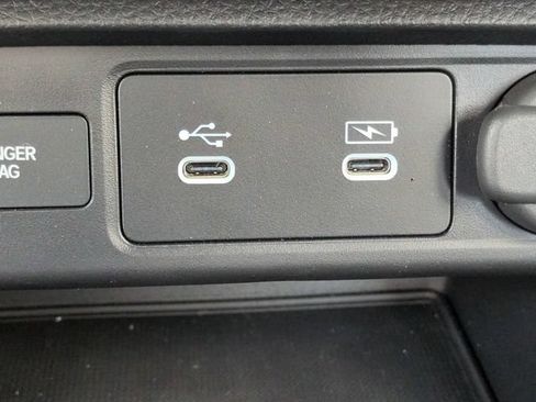 Used 2025 Honda Civic Sport image 21