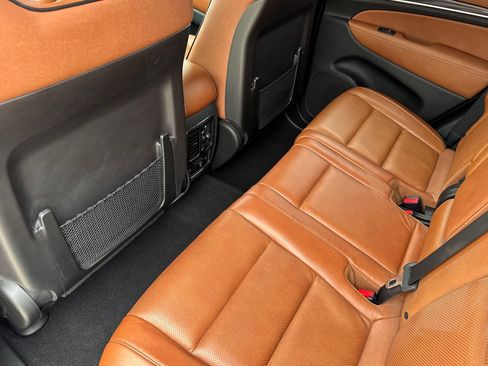 Used 2012 Jeep Grand Cherokee Overland Summit AWD/4WD image 28