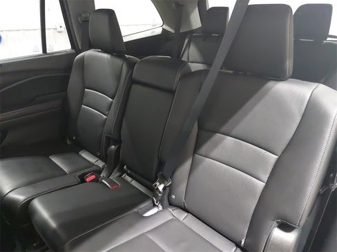 Used 2022 Honda Pilot Special Edition image 16