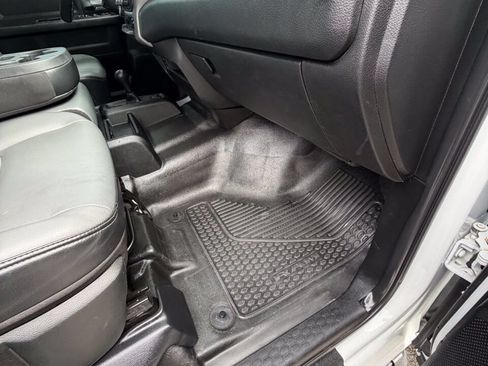 Used 2019 RAM 2500 Tradesman AWD/4WD image 38