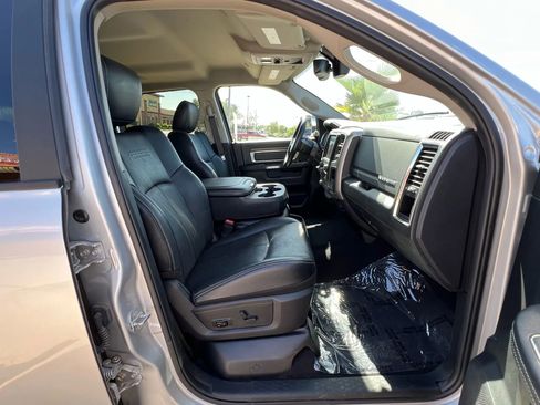 Used 2018 RAM 3500 Laramie image 20