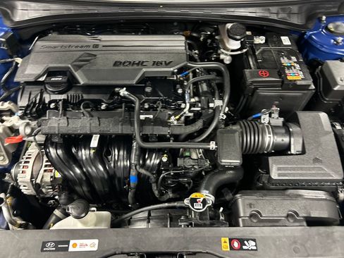 Used 2024 Hyundai Elantra SEL FWD image 24