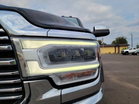 Used 2019 RAM 2500 Laramie image 27