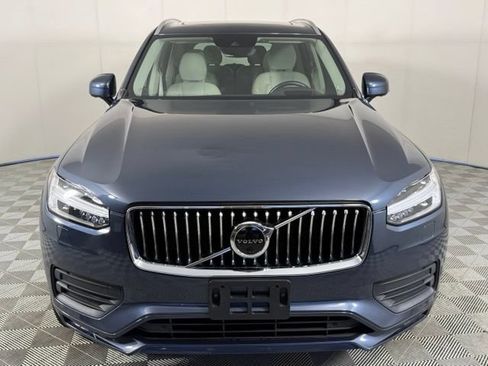 Used 2022 Volvo XC90 T6 Momentum w/ Advanced Package AWD/4WD image 11
