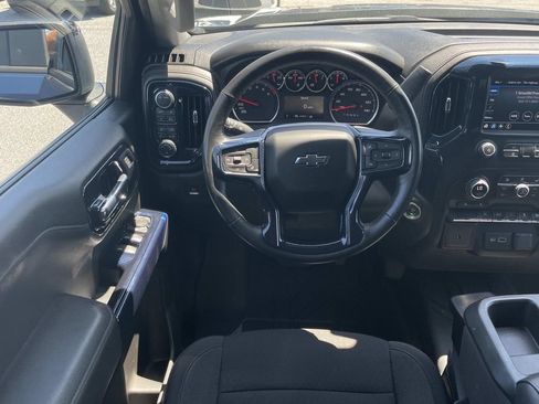 Used 2022 Chevrolet Silverado 1500 RST AWD/4WD image 13