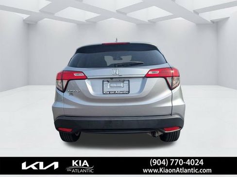 Used 2019 Honda HR-V LX image 4
