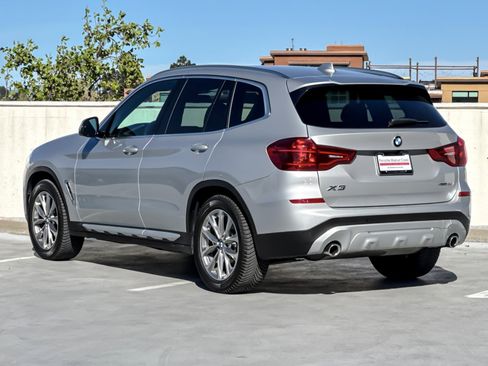 Used 2019 BMW X3 xDrive30i image 3