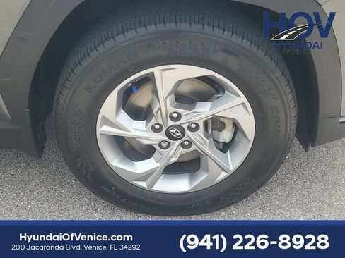Certified 2023 Hyundai Tucson SEL FWD image 11