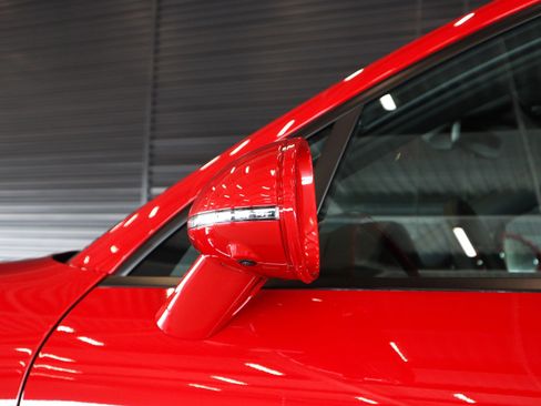 Used 2026 Porsche Macan image 28