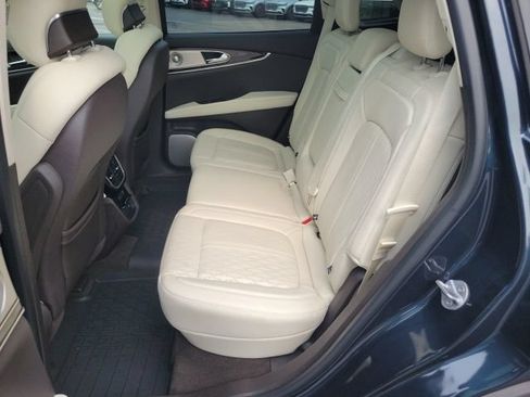 Used 2023 Lincoln Nautilus Black Label AWD/4WD image 22