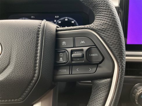 New 2025 Toyota Tacoma TRD Off-Road image 15