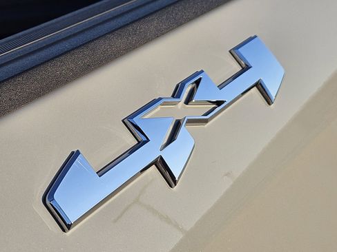 Certified 2024 GMC Sierra 1500 Pro w/ Graphite Edition image 18