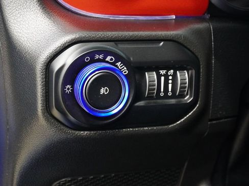 Used 2021 Jeep Wrangler Rubicon image 25