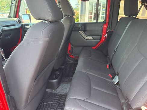 Used 2014 Jeep Wrangler Unlimited Sport w/ Quick Order Package 24S image 13