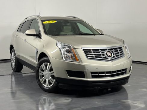 Used 2015 Cadillac SRX Luxury FWD image 2