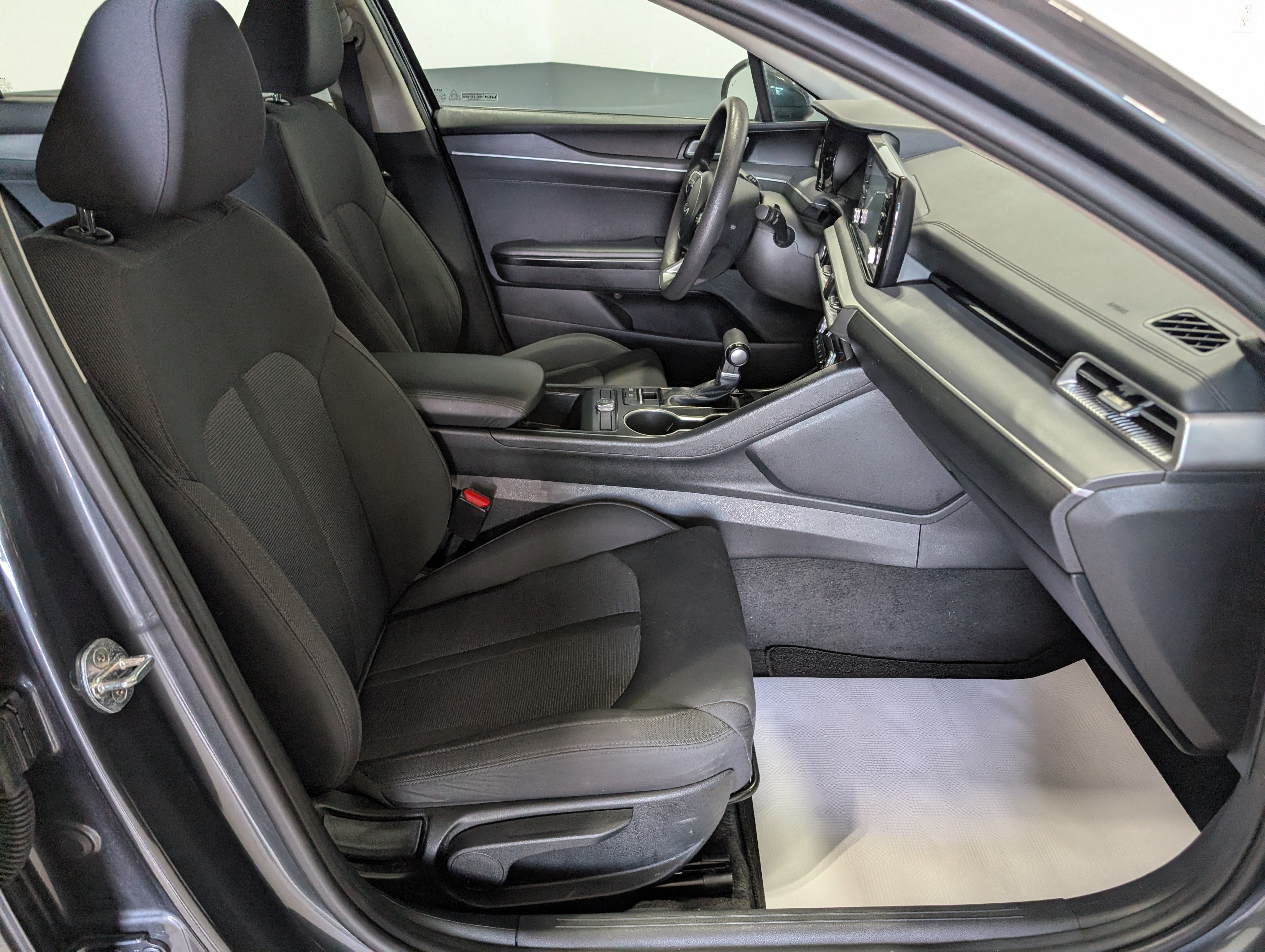 Used 2023 Kia K5 LXS FWD image 18