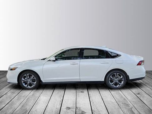 Used 2024 Honda Accord EX image 2