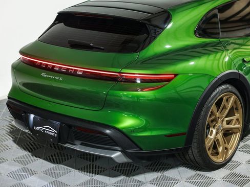 Used 2023 Porsche Taycan 4S AWD/4WD image 7