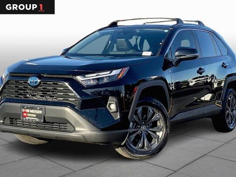 Used 2024 Toyota RAV4 XLE Premium image 1