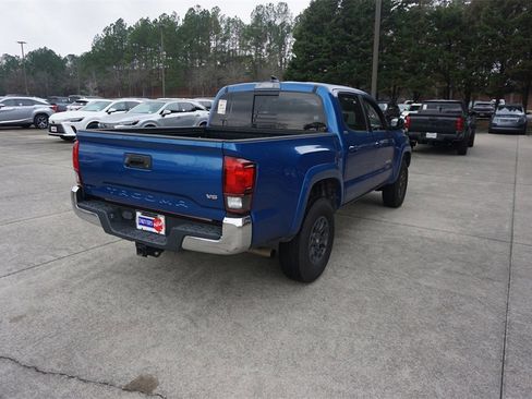Used 2018 Toyota Tacoma SR5 image 20
