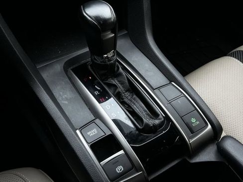 Used 2020 Honda Civic Sport Touring image 21