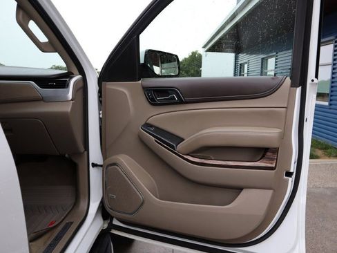 Used 2017 GMC Yukon SLT w/ Open Road Package image 25