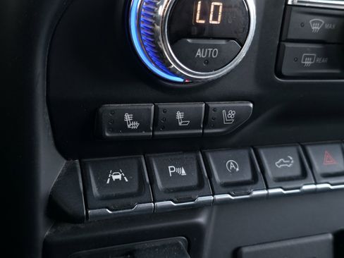 Used 2021 GMC Sierra 1500 AT4 w/ AT4 Premium Package image 20